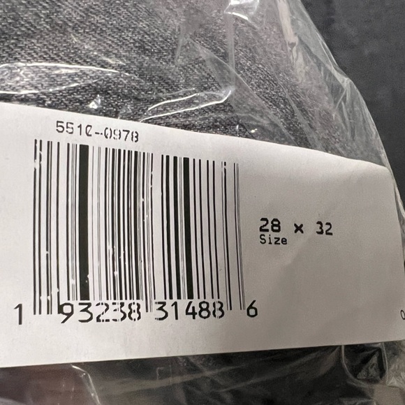 NWT - LEVI’S MEN’S 510 SKINNY FIT FLEX MEN'S JEANS - 28Wx32L - Picture 11 of 11